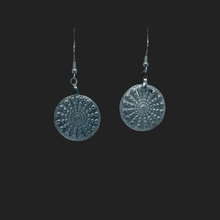 Load image into Gallery viewer, Aluminum Returning Light Earrings
