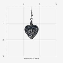 Load image into Gallery viewer, Aluminum Heart in Full Bloom
