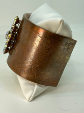 Load image into Gallery viewer, Copper Cuff Bracelet with Vintage Diamond Shaped Rhinestone Pin
